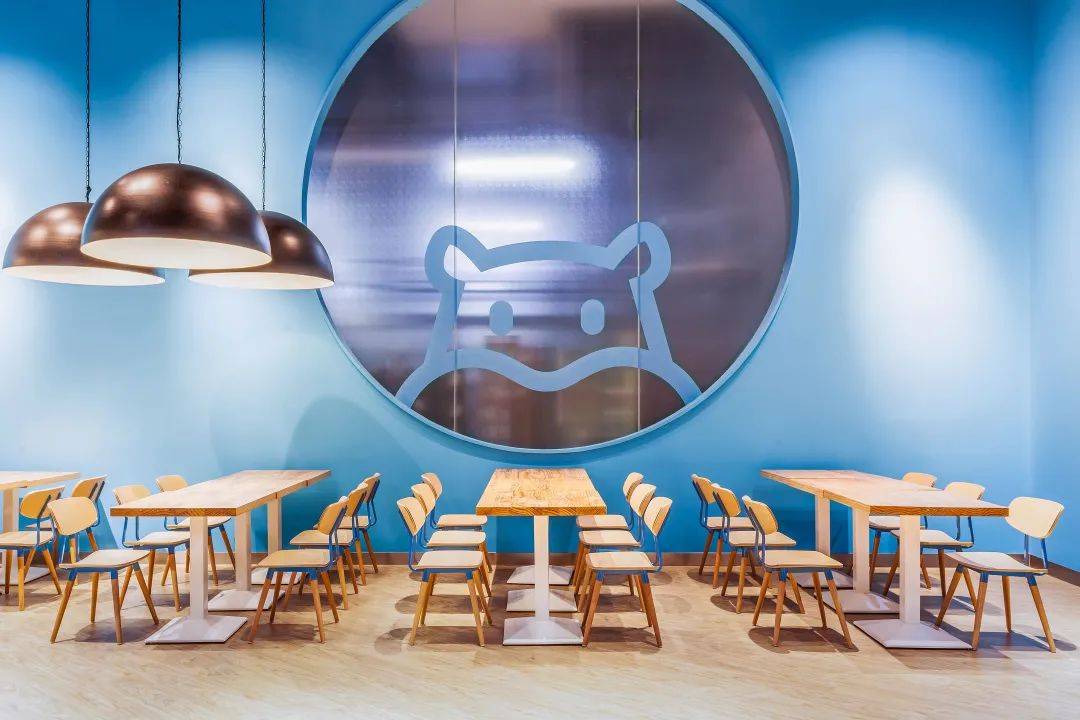 咸宁阿里巴巴盒马机器人餐厅，打造未来概念的餐饮空间设计