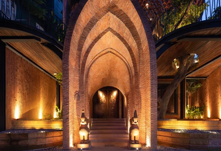 宜昌红砖的新玩法，让餐厅餐饮空间设计复古与时尚得以并存！
